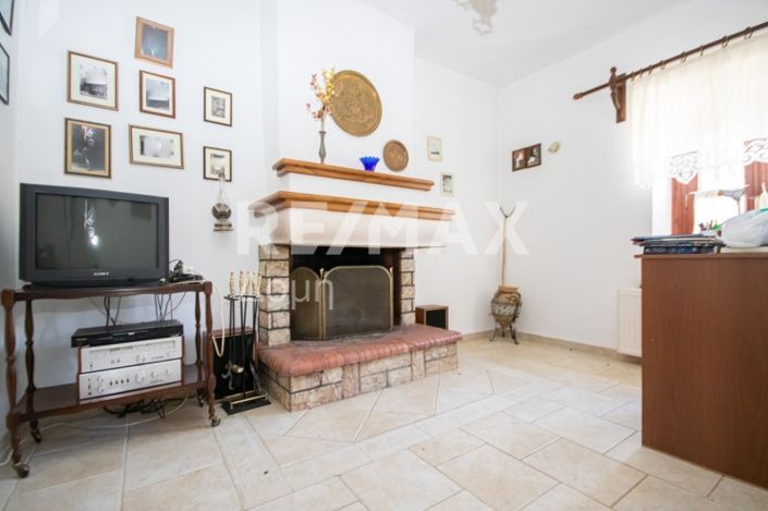 Image No.11-5 Bed House for sale