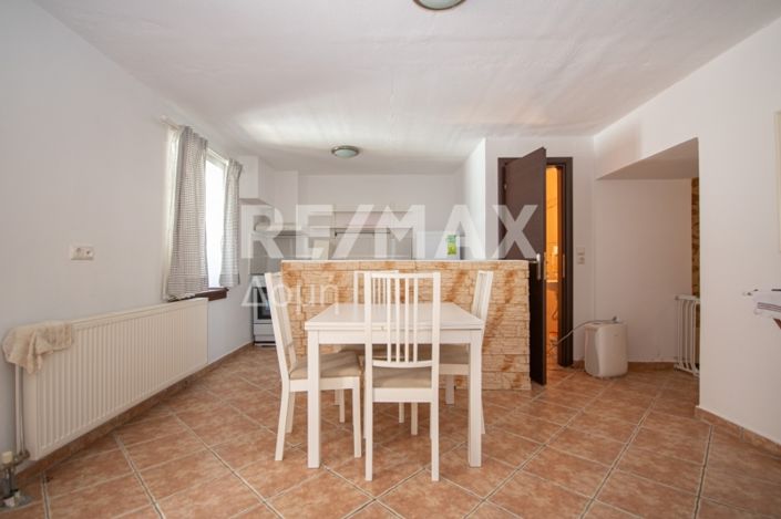 Image No.25-5 Bed House for sale