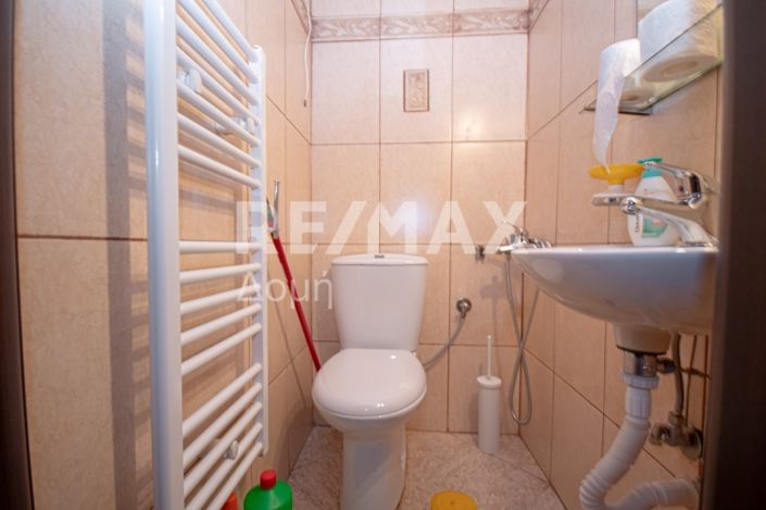 Image No.30-5 Bed House for sale