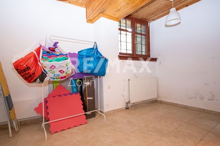 Image No.32-5 Bed House for sale