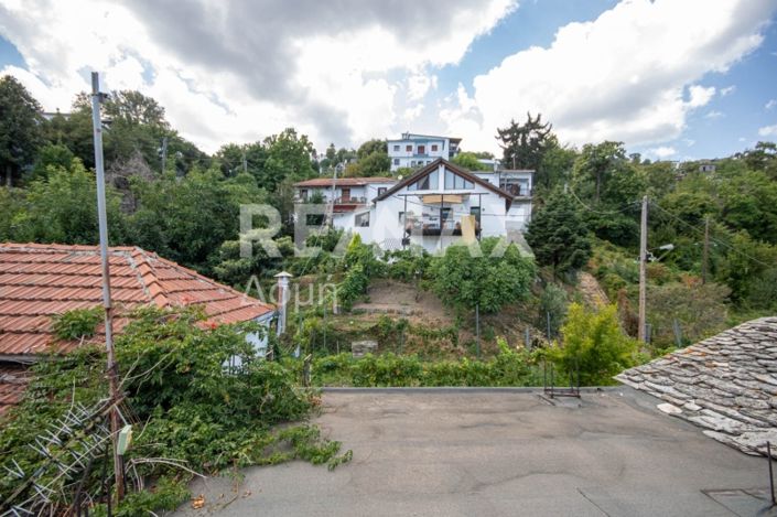 Image No.40-5 Bed House for sale