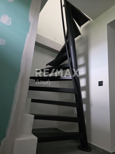 Image No.29-2 Bed Maisonette for sale