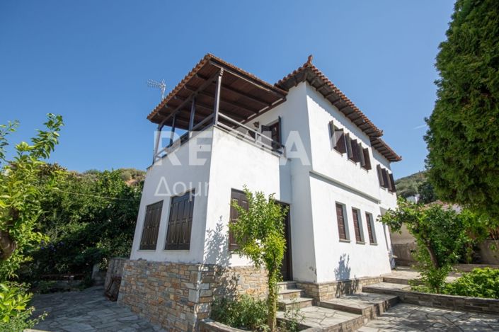 Image No.3-4 Bed Property for sale