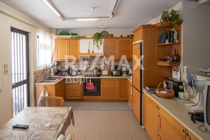 Image No.41-4 Bed Maisonette for sale