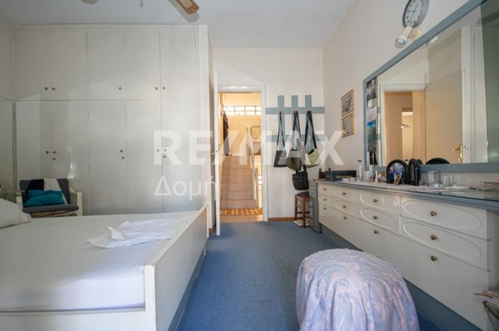 Image No.58-4 Bed Maisonette for sale