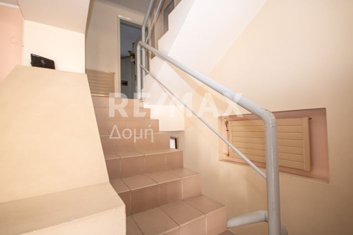 Image No.7-4 Bed Maisonette for sale