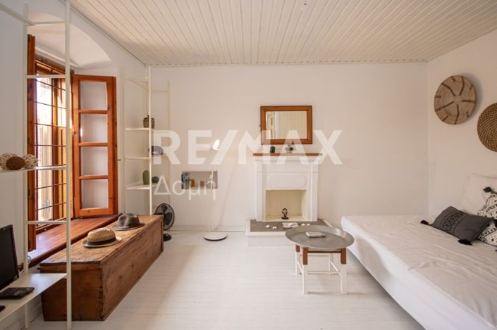 Image No.6-Maison de 2 chambres à vendre à Magnésie