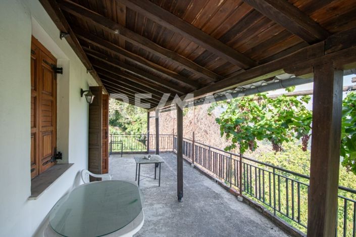 Image No.14-3 Bed House for sale