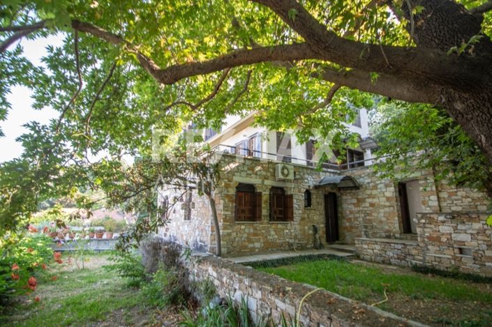 Image No.46-4 Bed Maisonette for sale