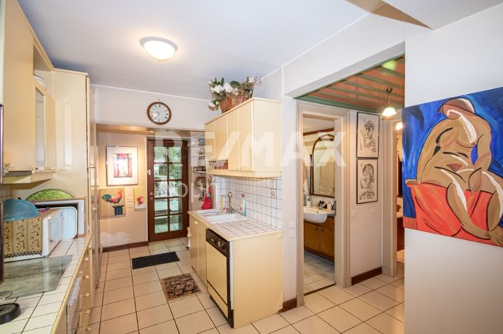 Image No.8-4 Bed Maisonette for sale