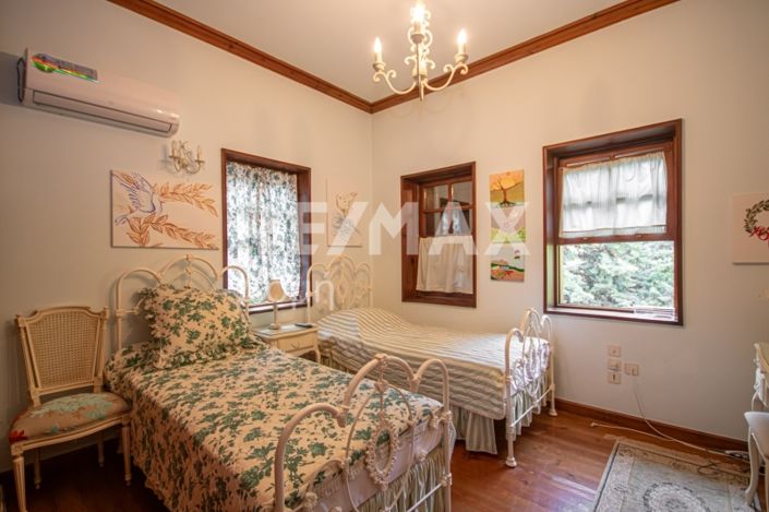 Image No.68-4 Bed Maisonette for sale