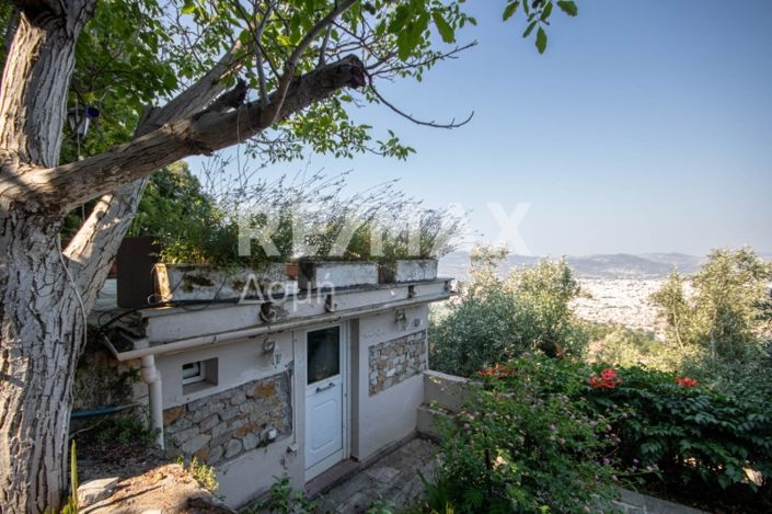 Image No.83-4 Bed Maisonette for sale