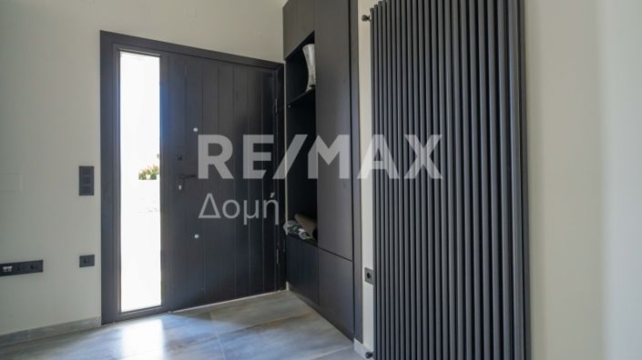 Image No.14-4 Bed Maisonette for sale