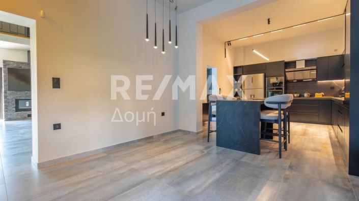 Image No.15-4 Bed Maisonette for sale