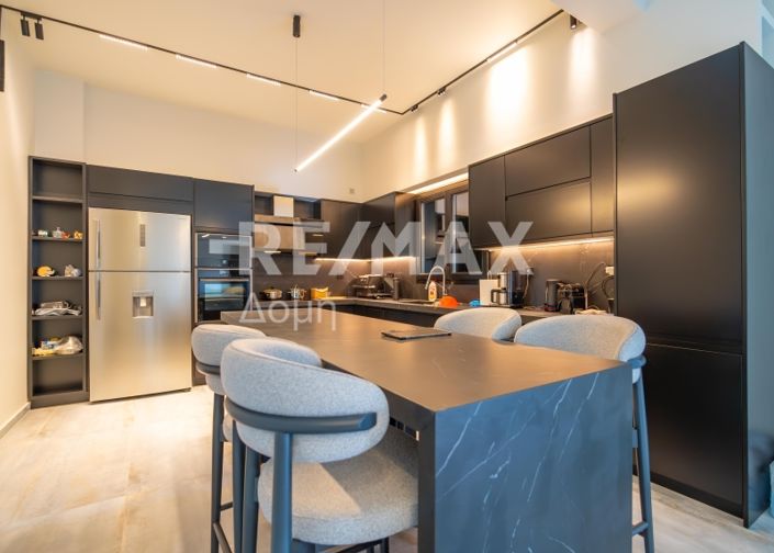 Image No.18-4 Bed Maisonette for sale