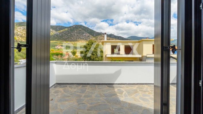 Image No.47-4 Bed Maisonette for sale