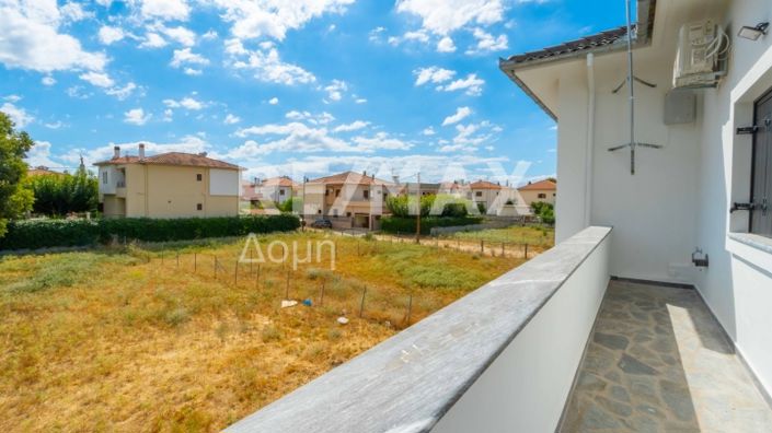 Image No.48-4 Bed Maisonette for sale
