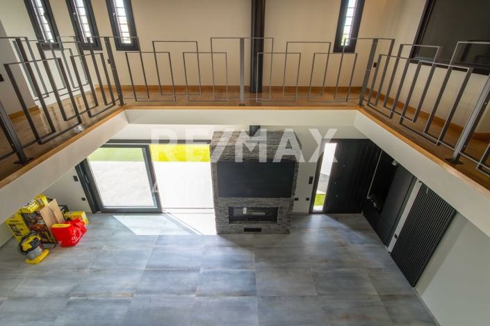 Image No.65-4 Bed Maisonette for sale