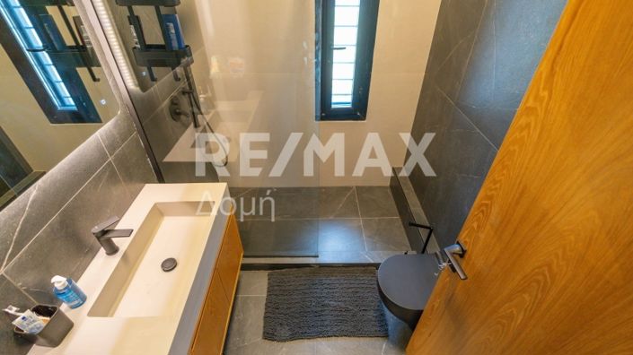 Image No.72-4 Bed Maisonette for sale