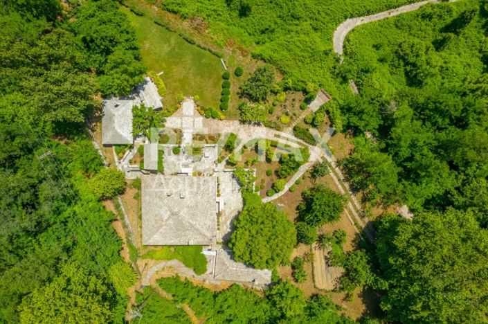 Image No.64-5 Bed Property for sale