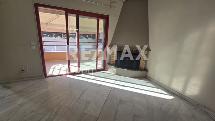 Image No.2-4 Bed Maisonette for sale