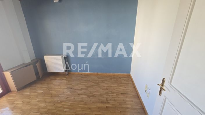 Image No.21-4 Bed Maisonette for sale