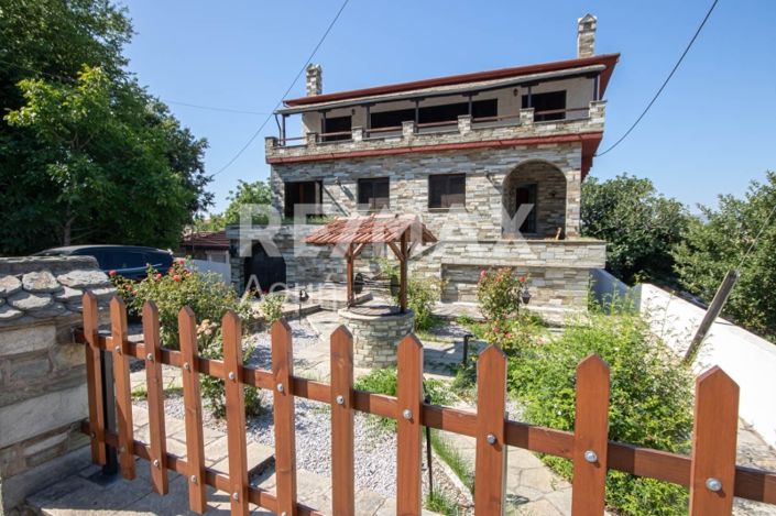 Image No.3-Maisonette de 5 chambres à vendre à Magnésie