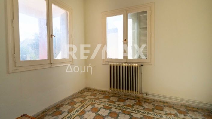 Image No.30-2 Bed Property for sale