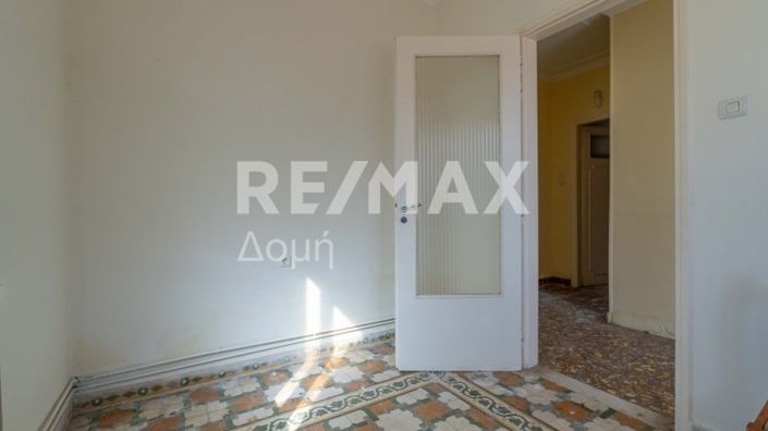Image No.31-2 Bed Property for sale