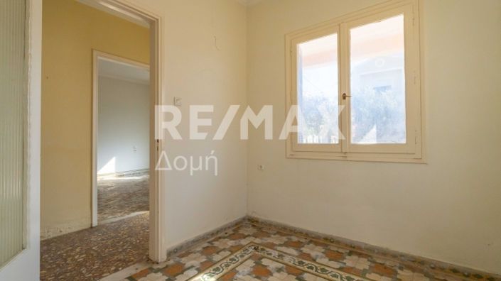 Image No.32-2 Bed Property for sale