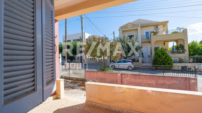 Image No.33-2 Bed Property for sale