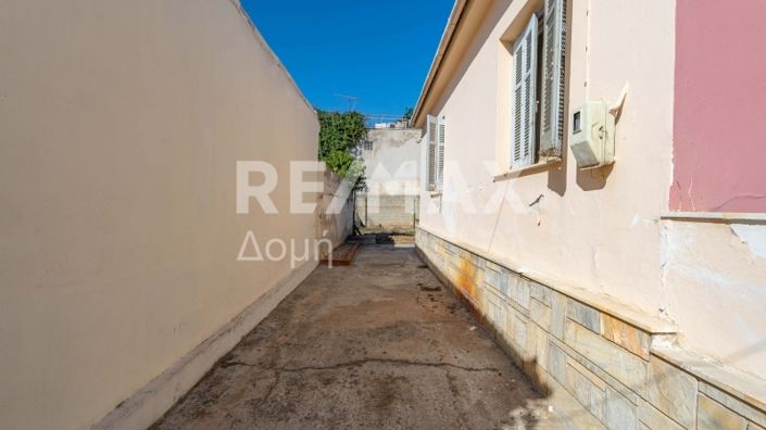 Image No.58-2 Bed Property for sale