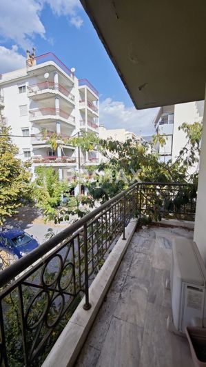 Image No.12-3 Bed Property for sale