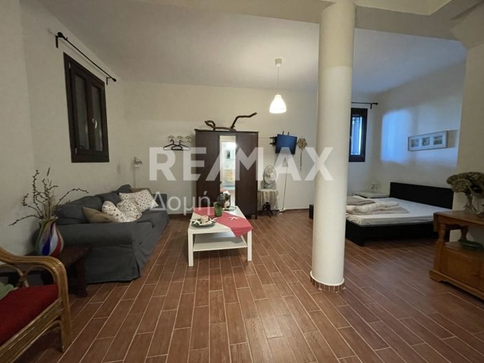 Image No.43-3 Bed Maisonette for sale