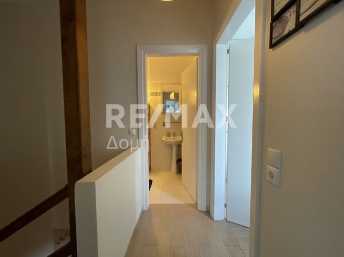 Image No.53-3 Bed Maisonette for sale