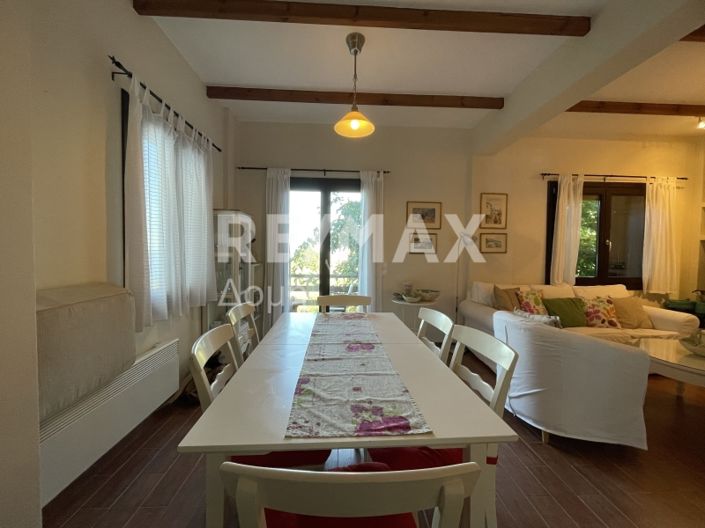 Image No.73-3 Bed Maisonette for sale