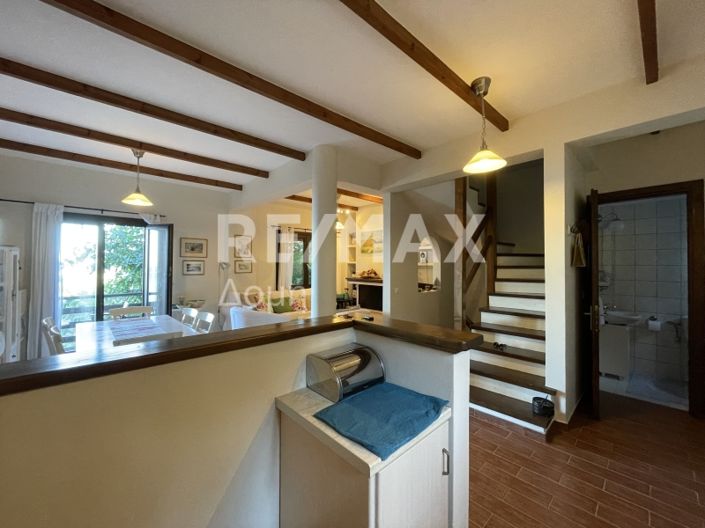 Image No.76-3 Bed Maisonette for sale