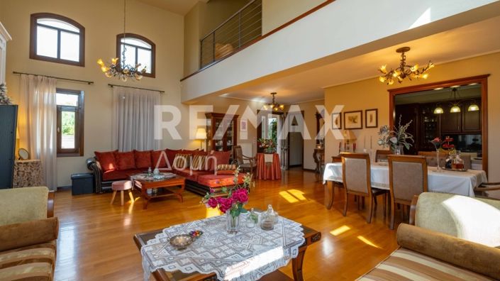 Image No.16-4 Bed Property for sale