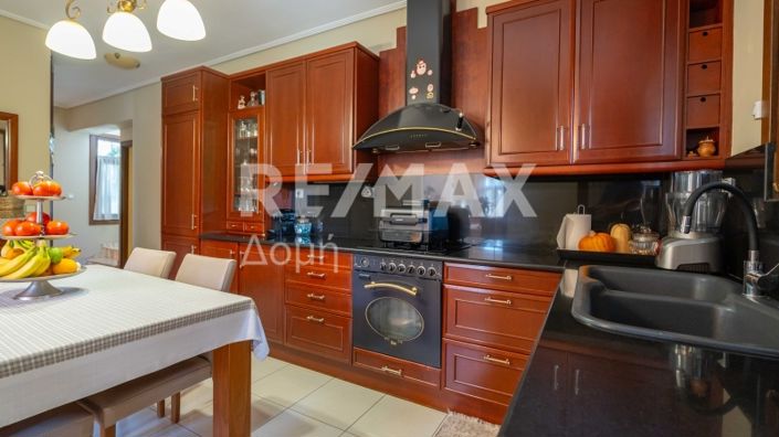 Image No.21-4 Bed Property for sale