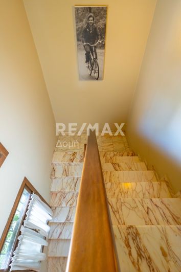 Image No.29-4 Bed Property for sale