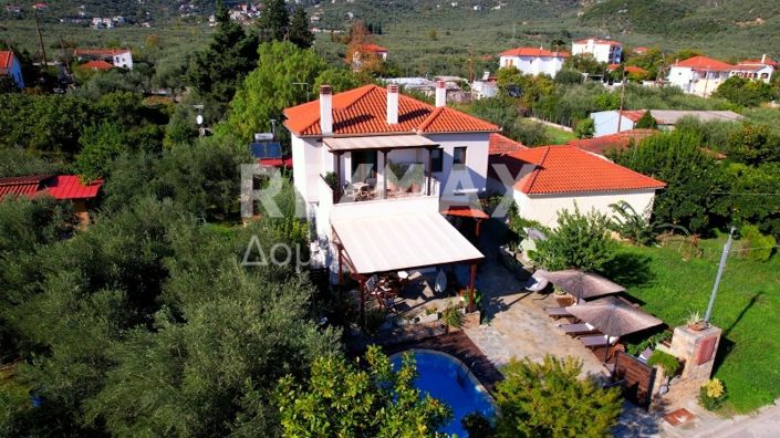 Image No.71-Villa de 6 chambres à vendre à Magnésie