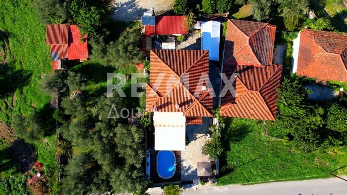 Image No.72-Villa de 6 chambres à vendre à Magnésie