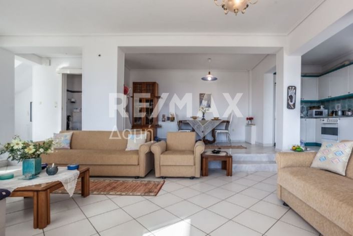 Image No.6-Propriété de 4 chambres à vendre à Magnésie