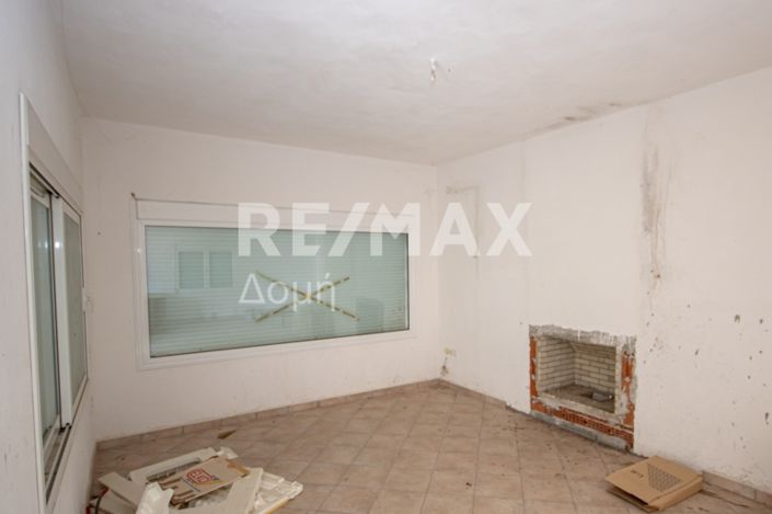 Image No.11-3 Bed Maisonette for sale