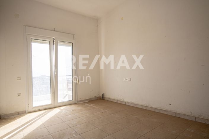 Image No.20-3 Bed Maisonette for sale