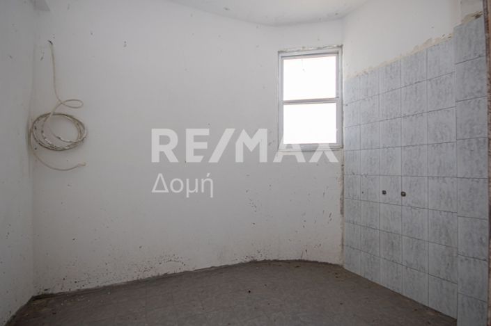 Image No.27-3 Bed Maisonette for sale