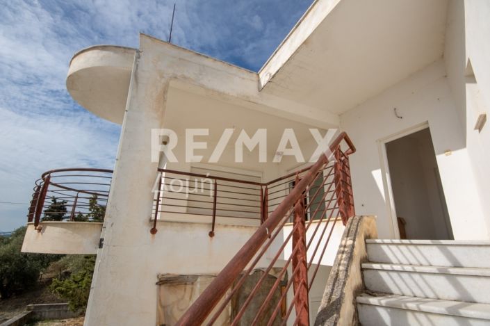 Image No.32-3 Bed Maisonette for sale