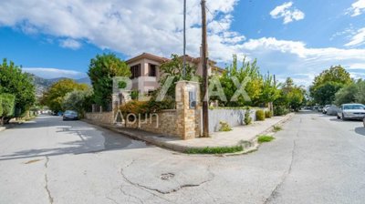 4 Bed Property for sale