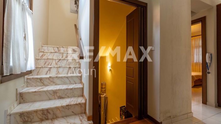 Image No.27-4 Bed Property for sale