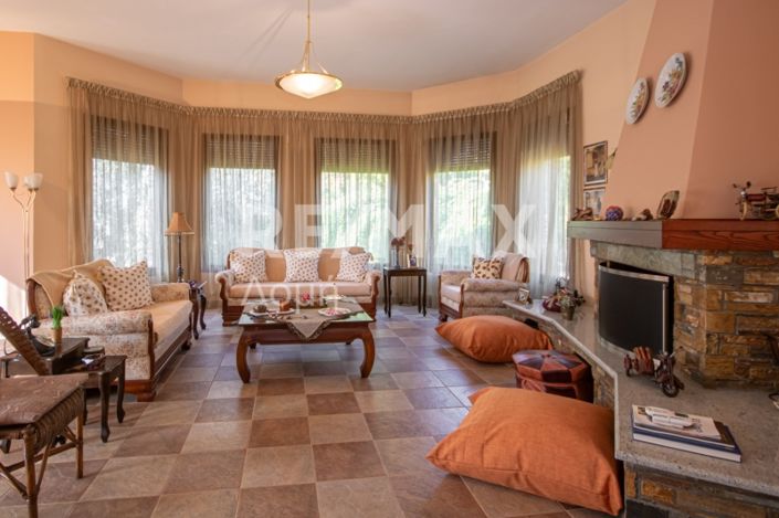 Image No.3-Maison de 3 chambres à vendre à Center